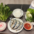 Fish with glass noodles and salad