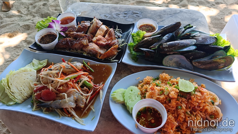 seafood at beach